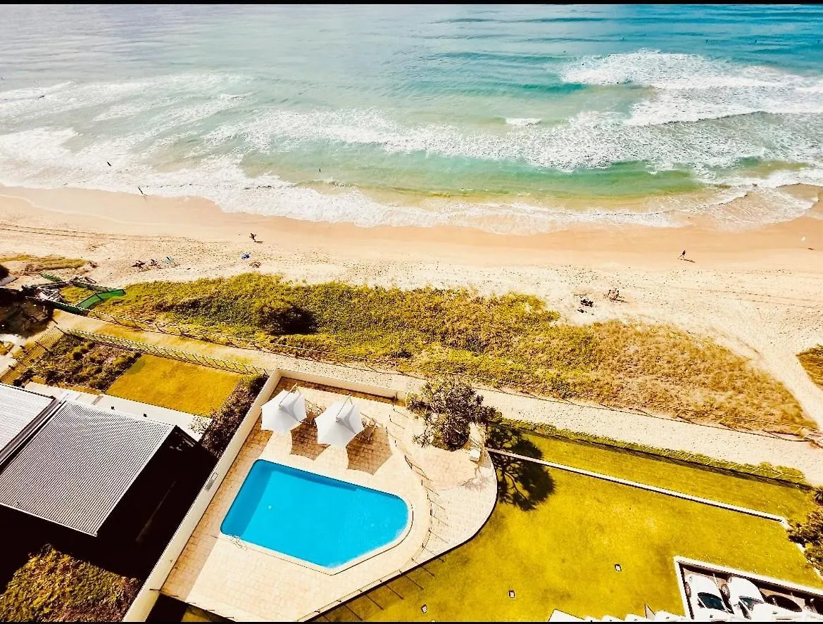 Absolutely Stunning! On The Beach !!! Gold Coast Appartamento
